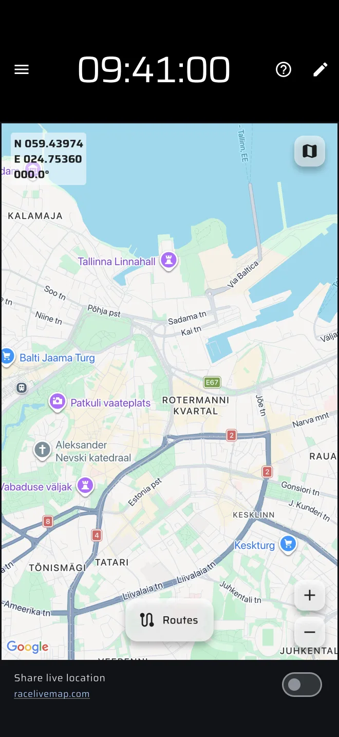 Kartta-tila seuraa autoa, karttasäätimet näkyvissä